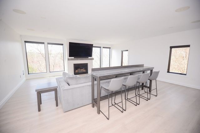 12 Gianna Drive, Saugus, MA 01906