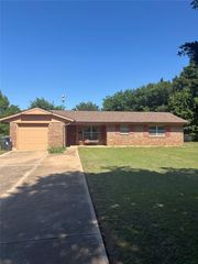 2529 Wildwood Lane, Norman, OK 73071