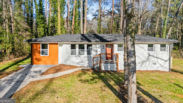 3252 Pinehill Drive, Decatur, GA 30032