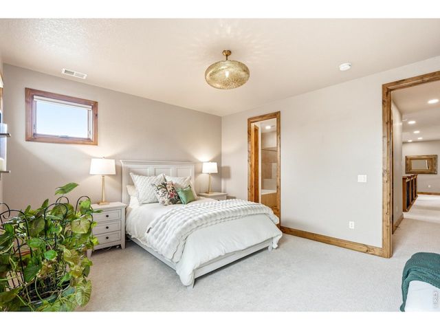 1444 Onyx Cir, Longmont, CO 80504