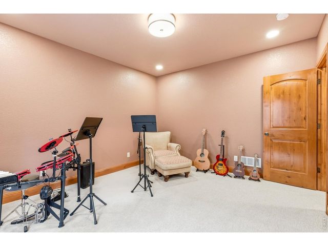 1444 Onyx Cir, Longmont, CO 80504