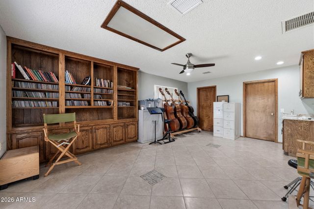 529 LEISURE WORLD --, Mesa, AZ 85206