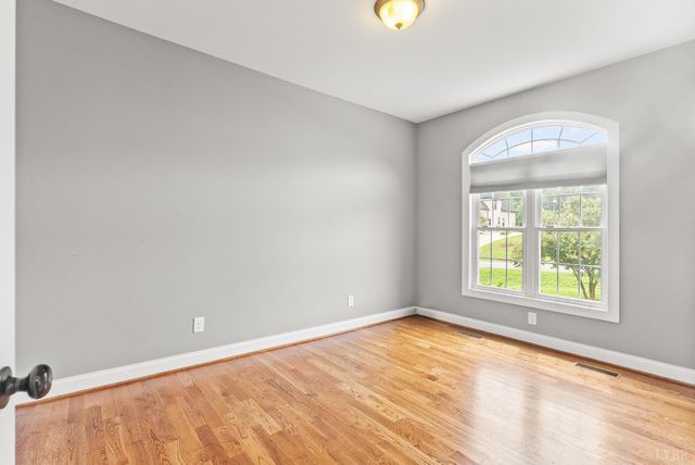 1099 Toni Lane, Forest, VA 24551