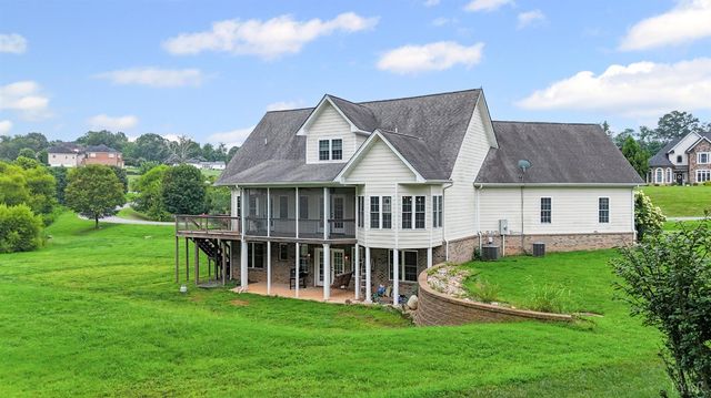 1099 Toni Lane, Forest, VA 24551