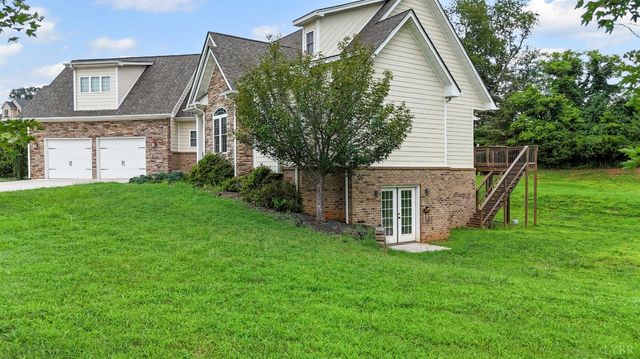 1099 Toni Lane, Forest, VA 24551