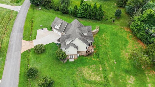 1099 Toni Lane, Forest, VA 24551