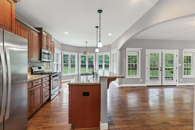 1099 Toni Lane, Forest, VA 24551