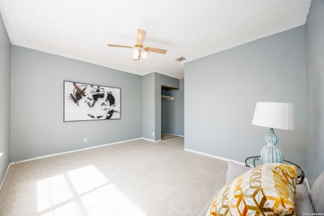 1825 Garys Park, San Antonio, TX 78247