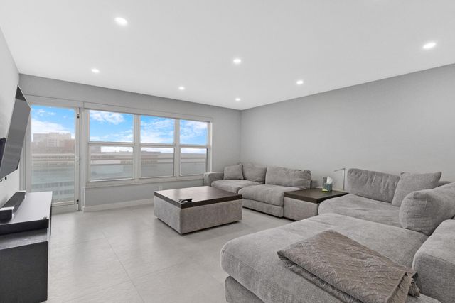 3900 Galt Ocean Drive 2114, Fort Lauderdale, FL 33308