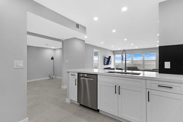 3900 Galt Ocean Drive 2114, Fort Lauderdale, FL 33308