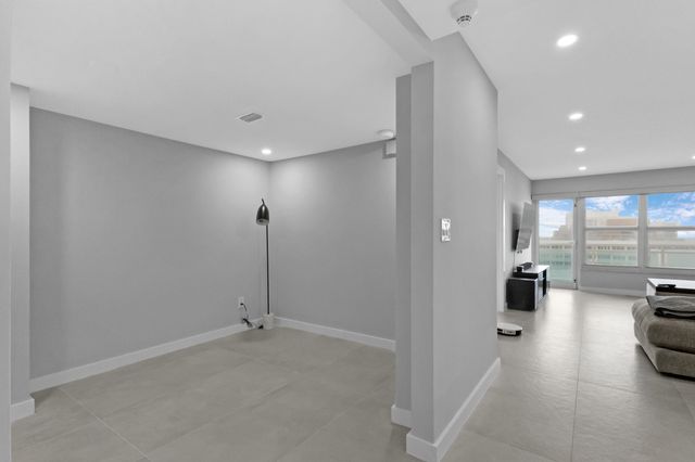 3900 Galt Ocean Drive 2114, Fort Lauderdale, FL 33308