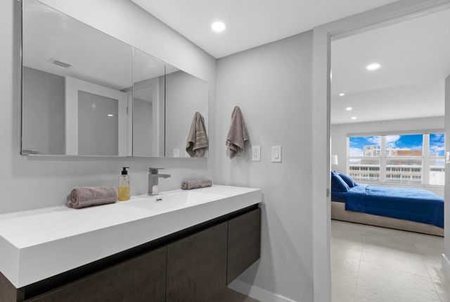 3900 Galt Ocean Drive 2114, Fort Lauderdale, FL 33308