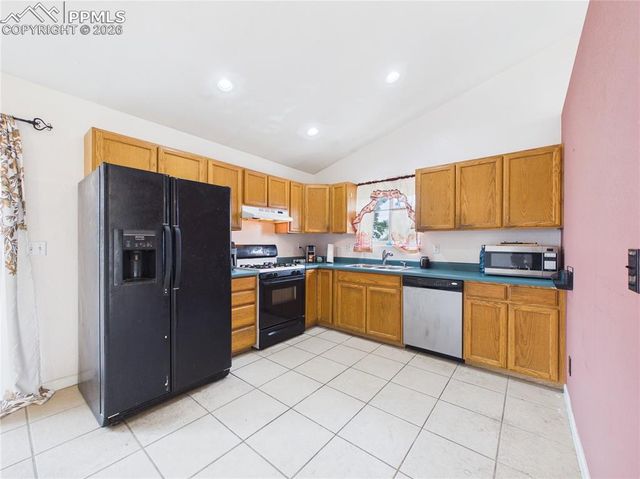 1613 E 19th Street, Pueblo, CO 81001