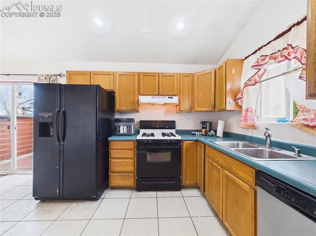 1613 E 19th Street, Pueblo, CO 81001