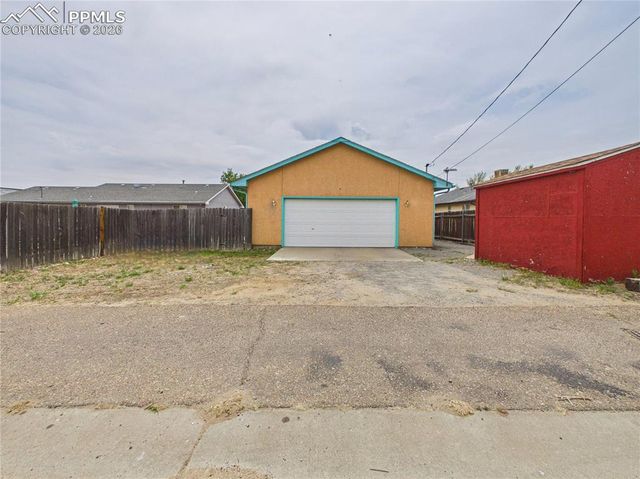 1613 E 19th Street, Pueblo, CO 81001