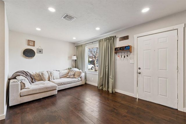 1937 Downing Street, Oklahoma City, OK 73120