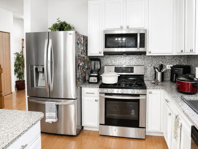 25301 Presidential Avenue, Plainfield, IL 60544