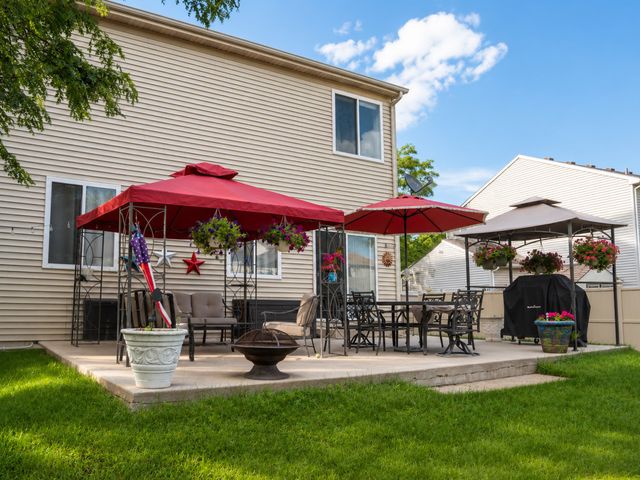 25301 Presidential Avenue, Plainfield, IL 60544