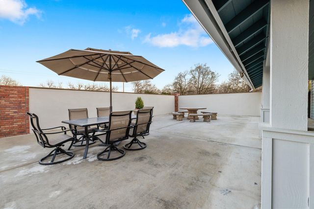 27387 Rd 100, Visalia, CA 93277