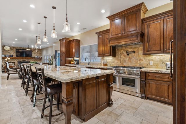 27387 Rd 100, Visalia, CA 93277