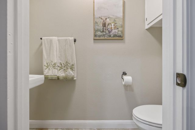 27387 Rd 100, Visalia, CA 93277