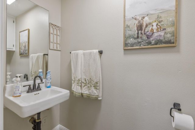 27387 Rd 100, Visalia, CA 93277