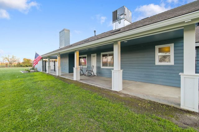 27387 Rd 100, Visalia, CA 93277