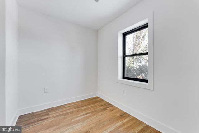 219 JEFFERSON ST NW, Washington, DC 20011