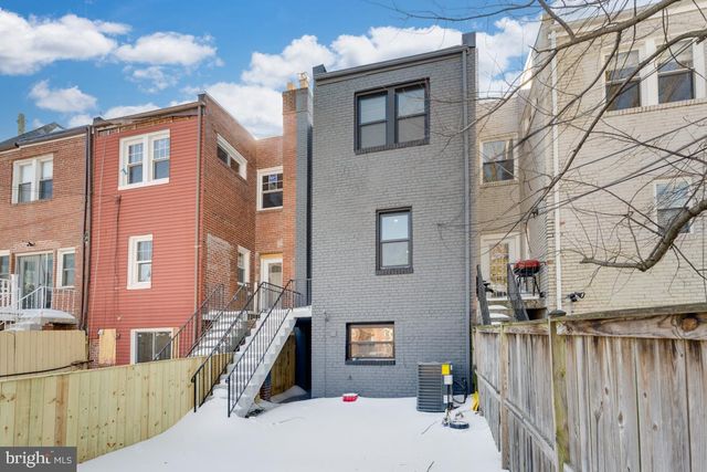 219 JEFFERSON ST NW, Washington, DC 20011