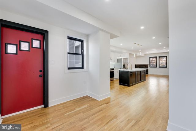 219 JEFFERSON ST NW, Washington, DC 20011
