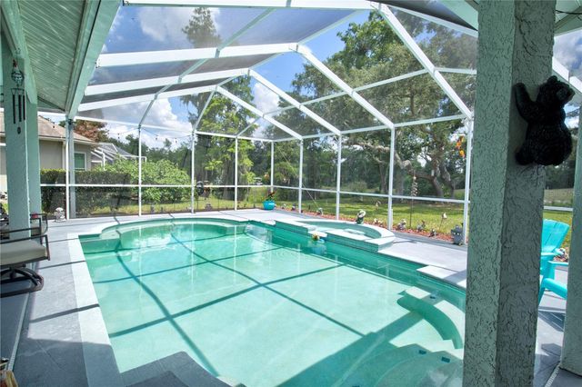 5725 WEDGEFIELD DRIVE, Zephyrhills, FL 33541