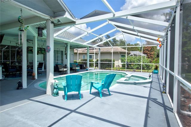 5725 WEDGEFIELD DRIVE, Zephyrhills, FL 33541