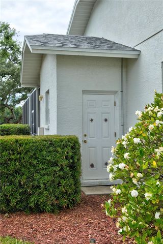 5725 WEDGEFIELD DRIVE, Zephyrhills, FL 33541