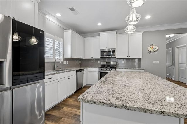 5458 Sycamore Creek Way, Sugar Hill, GA 30518