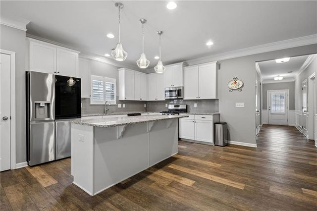 5458 Sycamore Creek Way, Sugar Hill, GA 30518