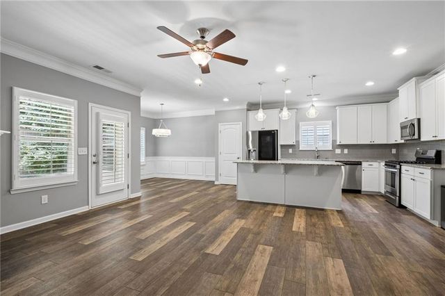 5458 Sycamore Creek Way, Sugar Hill, GA 30518