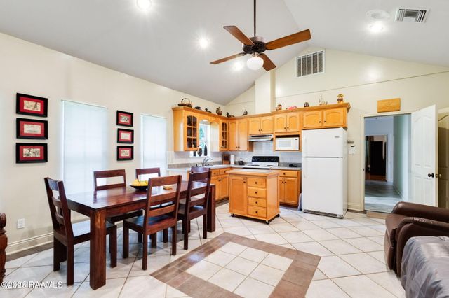 129 Shaw Road, Opelousas, LA 70570
