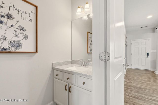 16909 Ascender Pass, Louisville, KY 40245