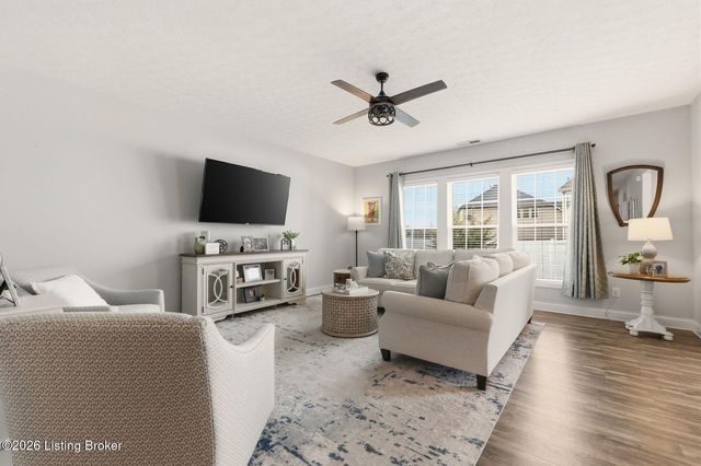 16909 Ascender Pass, Louisville, KY 40245