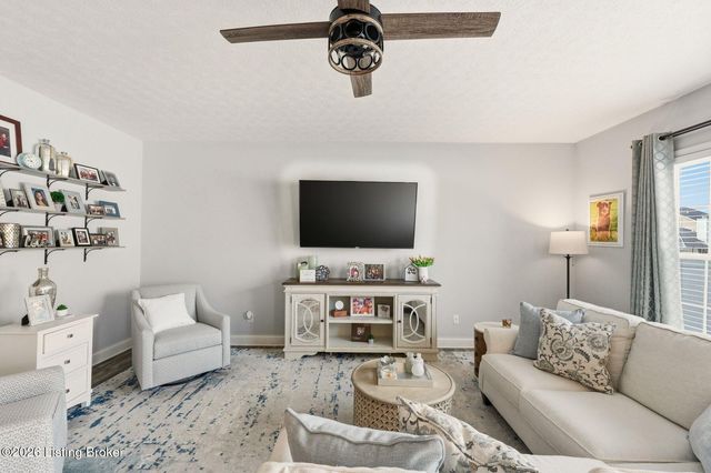 16909 Ascender Pass, Louisville, KY 40245