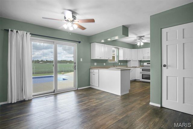 5102 Fosterburg Road, Alton, IL 62002