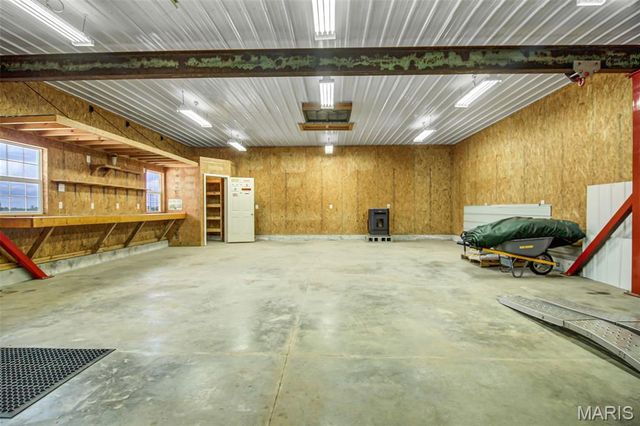 5102 Fosterburg Road, Alton, IL 62002
