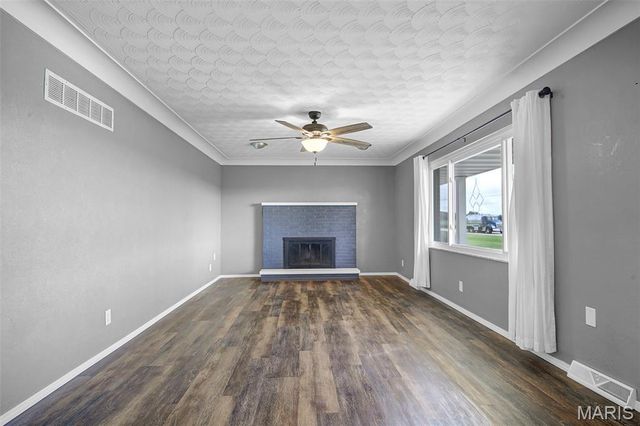 5102 Fosterburg Road, Alton, IL 62002