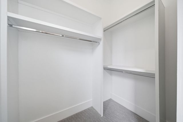 327 E 2nd Street, Houston, TX 77007