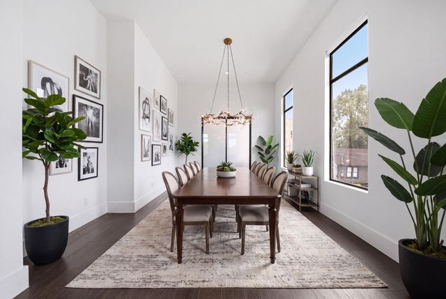 327 E 2nd Street, Houston, TX 77007