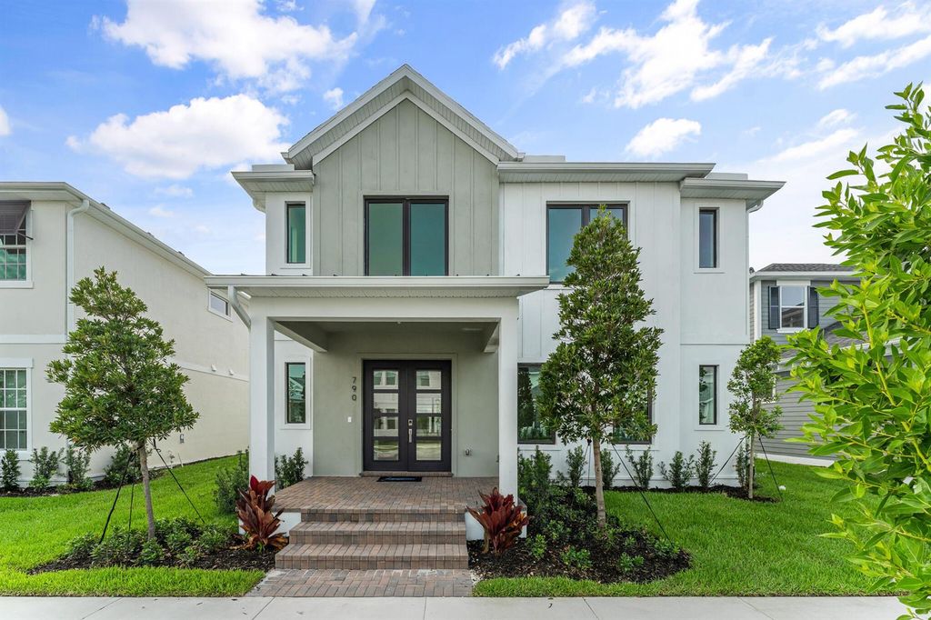 790 SW Prairie Avenue, Palm City, FL 34990