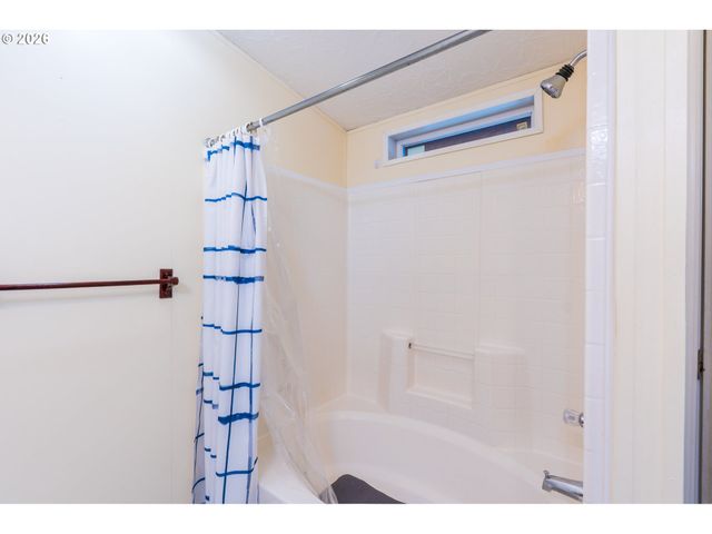 1949 Se PALMQUIST Rd 66, Gresham, OR 97080