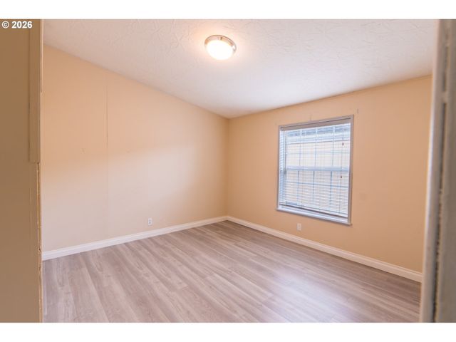 1949 Se PALMQUIST Rd 66, Gresham, OR 97080