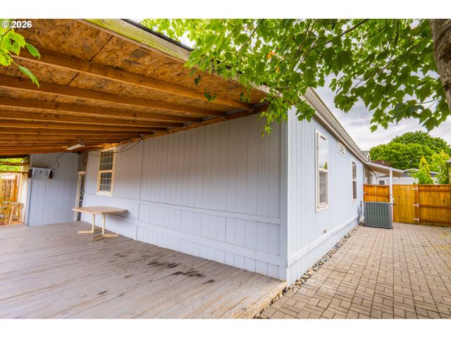 1949 Se PALMQUIST Rd 66, Gresham, OR 97080
