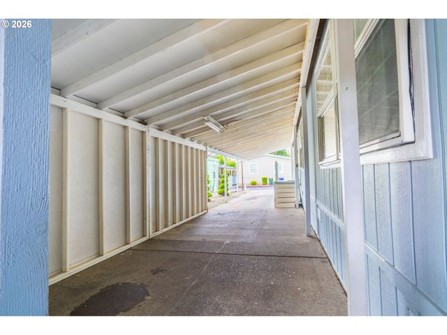1949 Se PALMQUIST Rd 66, Gresham, OR 97080